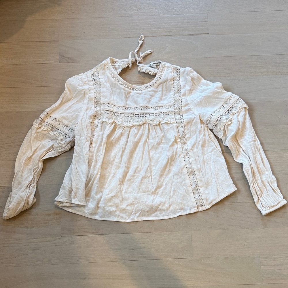 American Eagle Outfitters Cream Lace Blouse